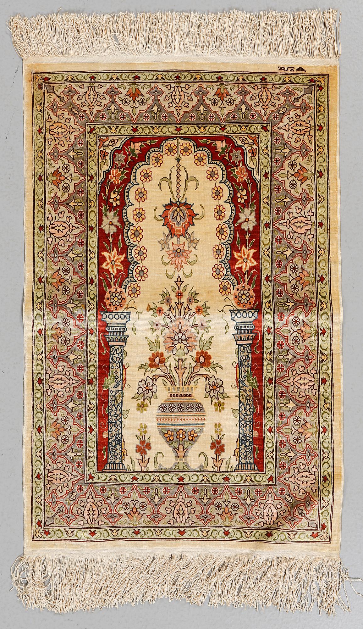 MATTA, Hereke, silke, old, signerad, ca 75 x 49 cm.