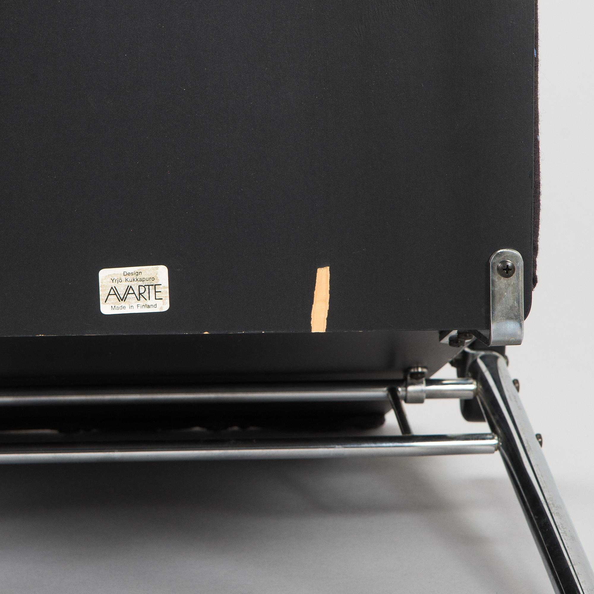 Yrjö Kukkapuro, A pair of 1980s 'Experiment' open armchairs for Avarte, Finland.