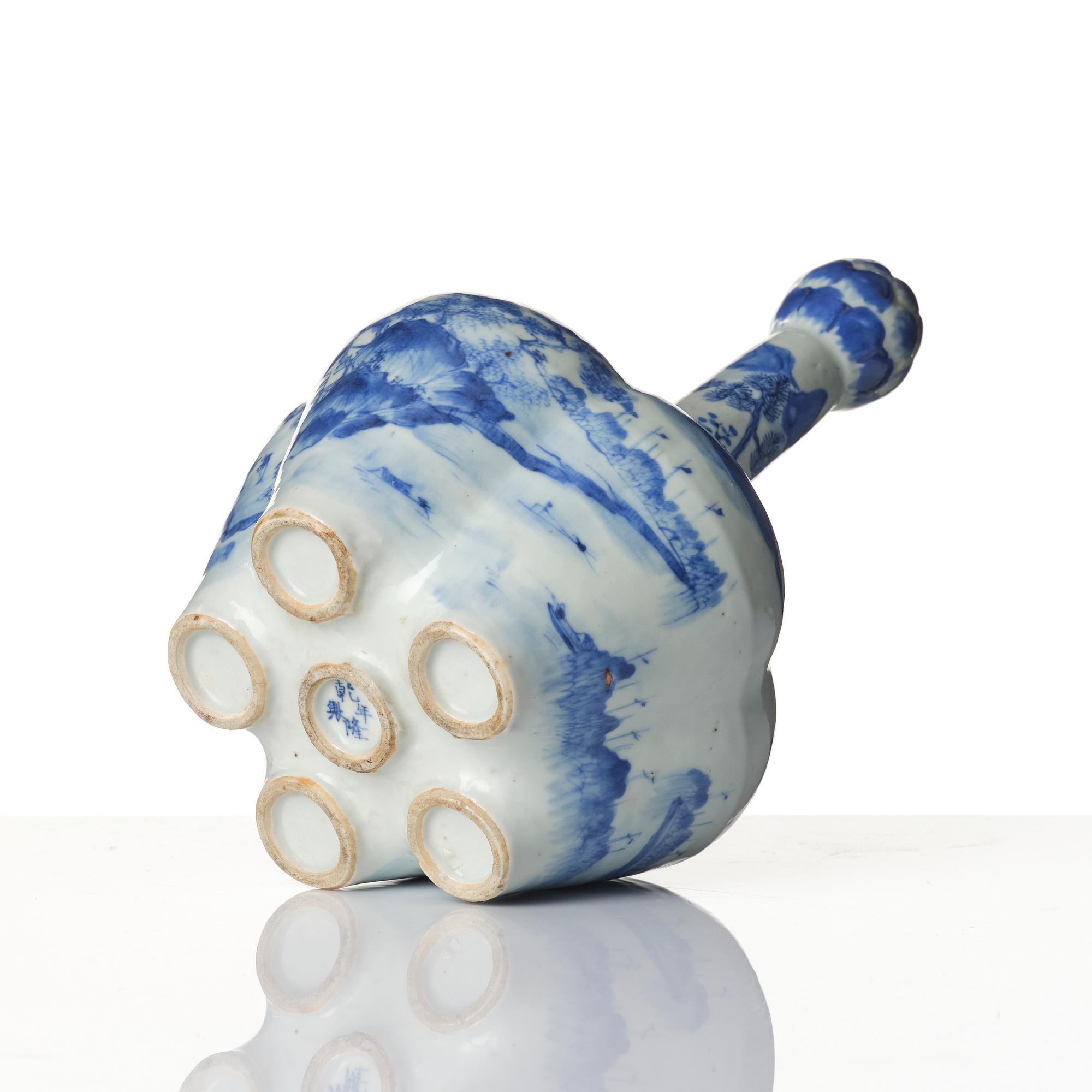 Tulpanvas, porslin, Kina, Qingdynastin, 1800-tal.