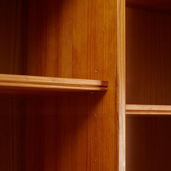 Andreas Hansen, a set of four bookcase modules from Hadsten Træindustri, Denmark.