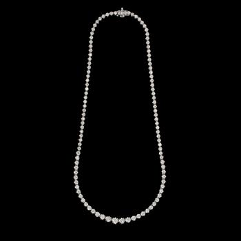 COLLIER, 18k vitguld med 110 briljantslipade diamanter, totalt 7.04 ct. Vikt 22 g.