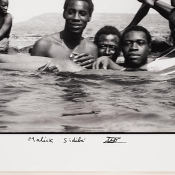 Malick Sidibé, "À la Plage", 1974.