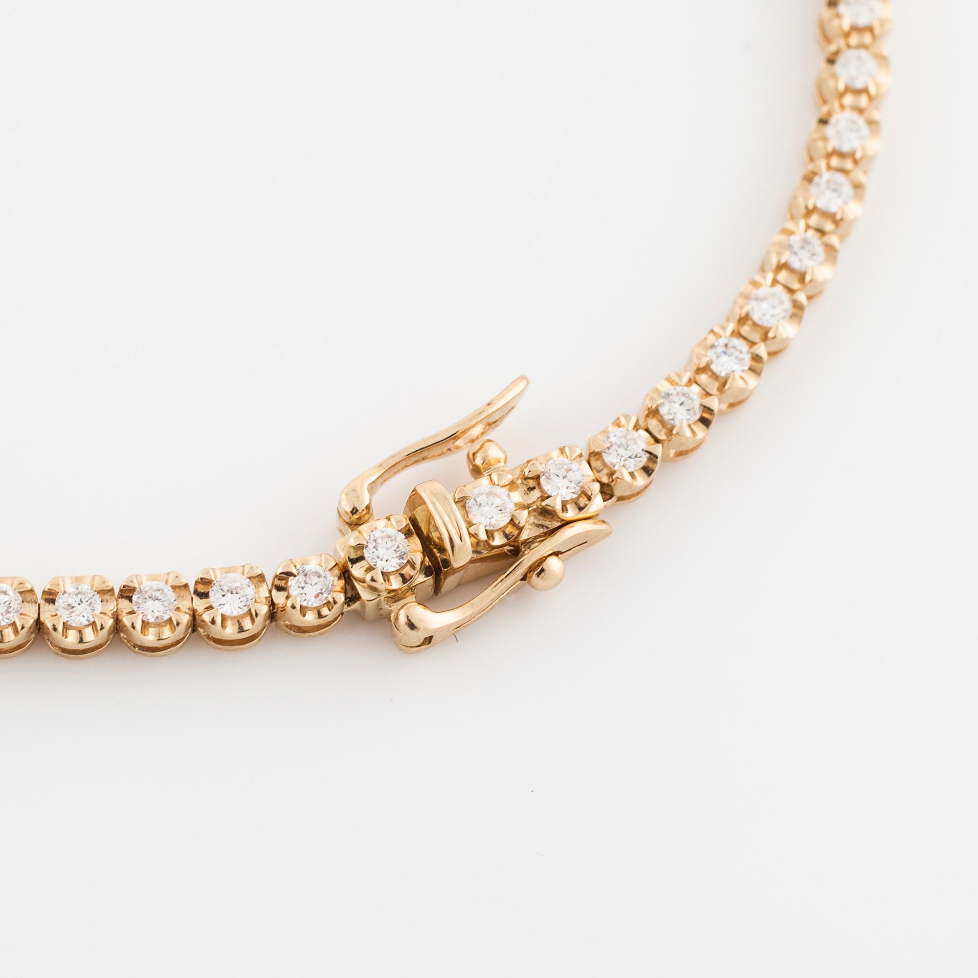 COLLIER, med briljantslipade diamanter, totalt ca 3.00 ct.