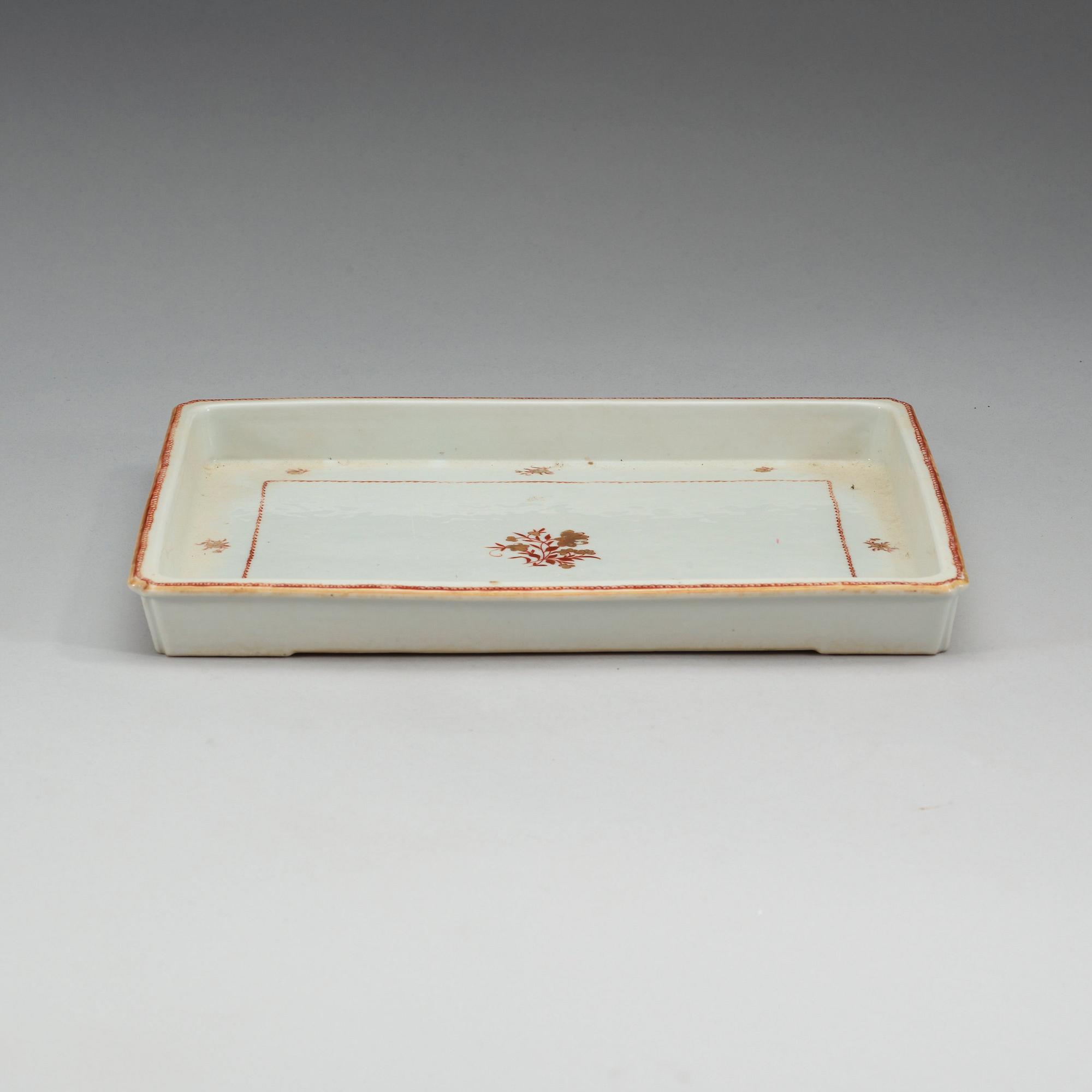 BRICKA, kompaniporslin. Qing dynastin, Jiaqing (1796-1820).