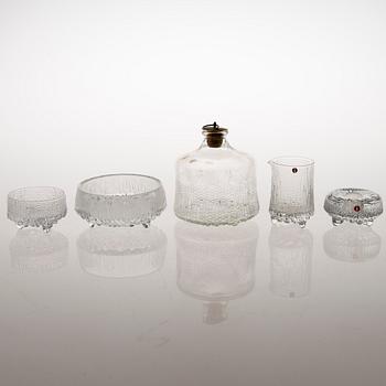 TAPIO WIRKKALA, Delar till glasservis, 31 st, 'Ultima Thule', Iittala, 1900-talets senare hälft.