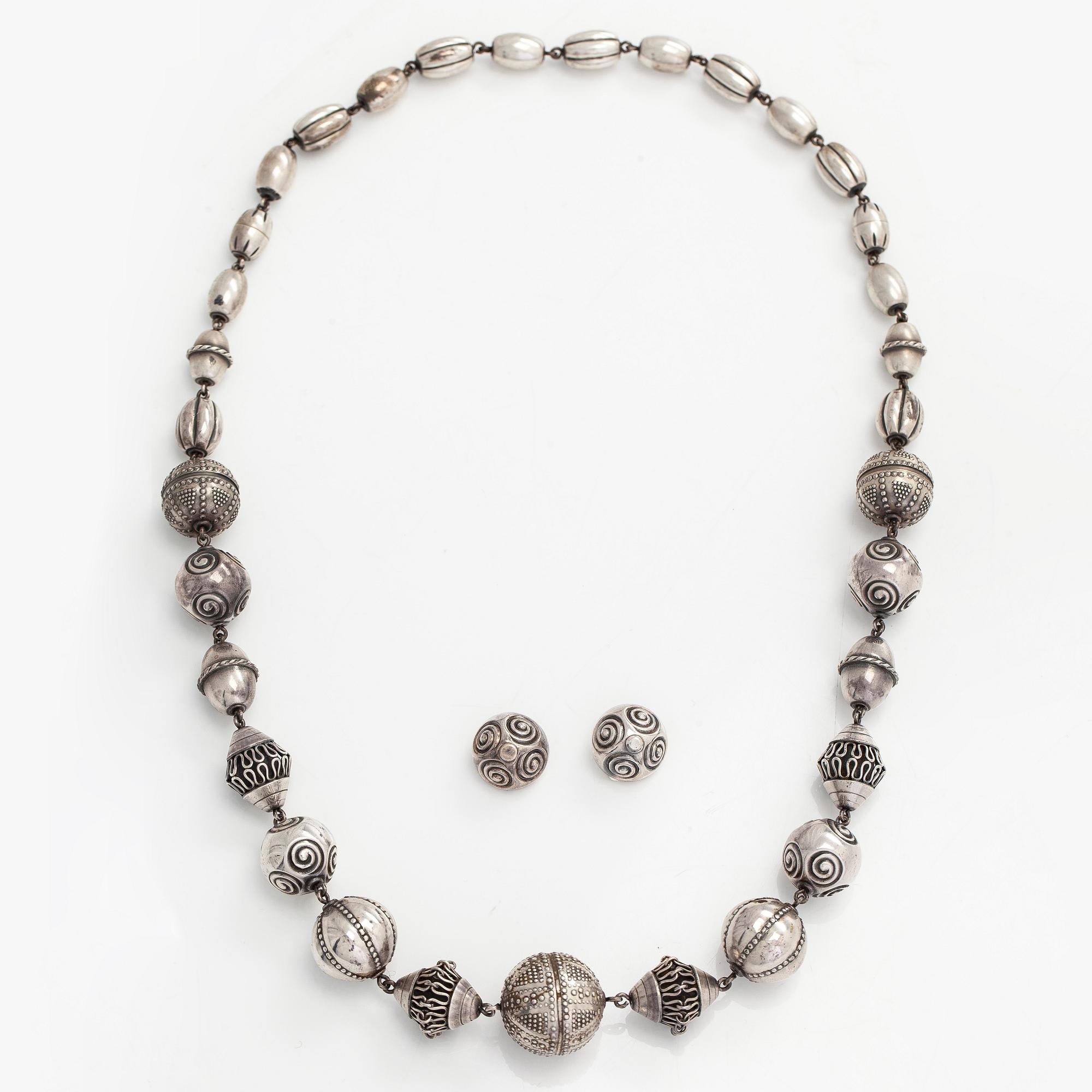 Kalevala Koru, A sterling silver necklace bracelet and earrings, "The Treasure from Halikko" 1979 and 1988.