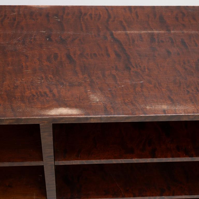 A pair of bookcases, 1930s.