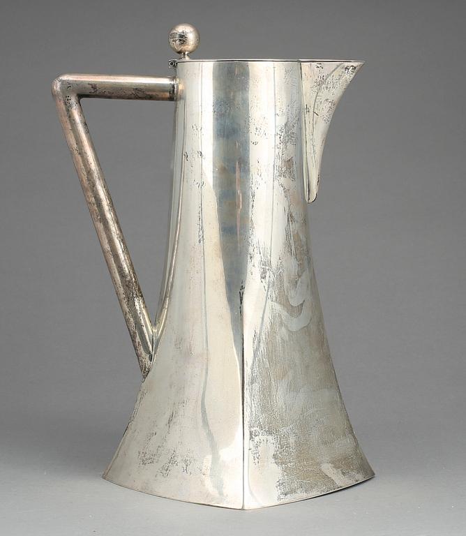 KANNA, silver, jugend, Bernt Erlandsson, Kristianstad 1909. Vikt ca 946 gram.