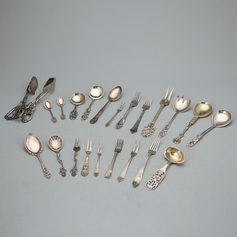 PARTI SILVER, 43 delar, mestadels Norge. Vikt ca 1253 gram.