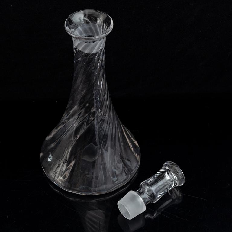 Gunnar Cyrén, a 'Helena' glass service, 33 pieces. Orrefors.