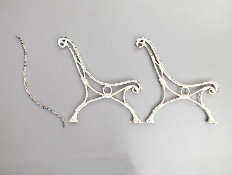 GAVLAR TILL TRÄDGÅRDSSOFFA, 1900-talets första hälft.