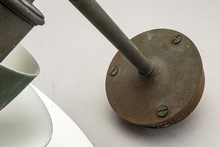 POUL HENNINGSEN, vägglampa för utomhusbruk, "PH", Louis Poulsen, Danmark.