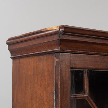 An English mahogany cabinet, 19th Century.