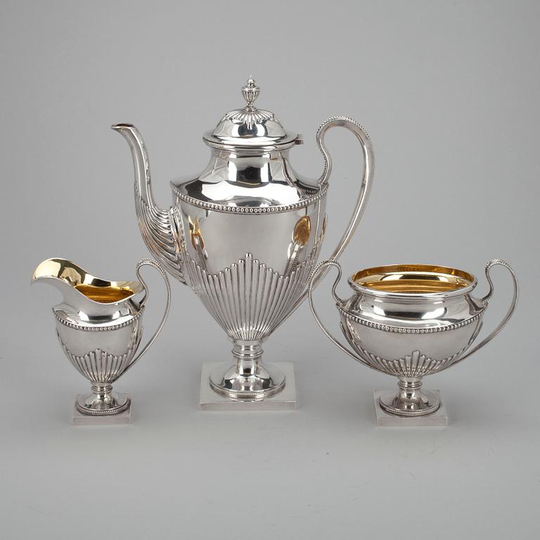 KAFFESERVIS, silver, Suomen Kultaseppä, 1927, invändigt förgylld, vikt 1206 g.