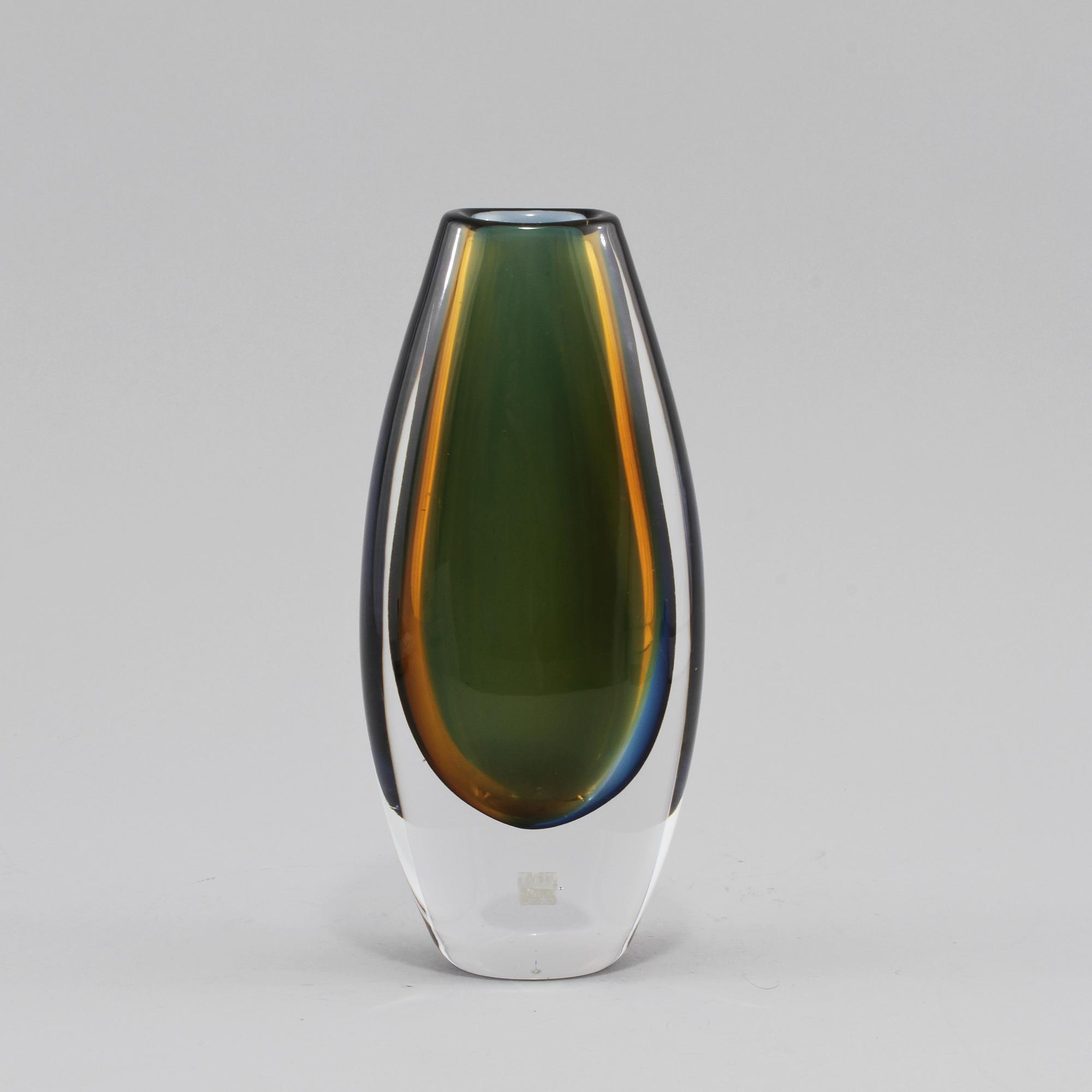 VAS, glas, Vicke Lindstrand, Kosta, 1900-talets andra hälft.