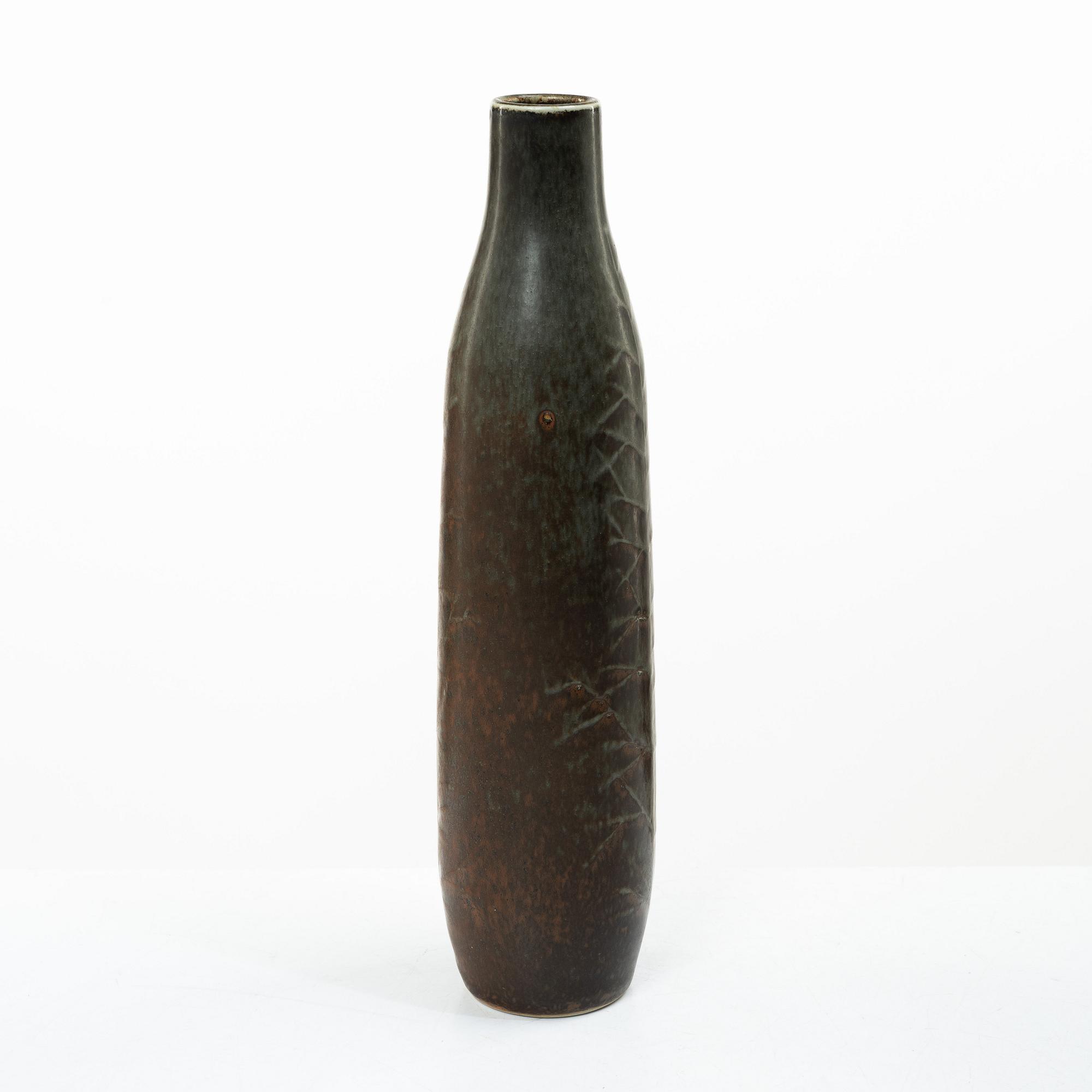 Carl-Harry Stålhane, A stoneware vase, Rörstrand, 1951–1973.