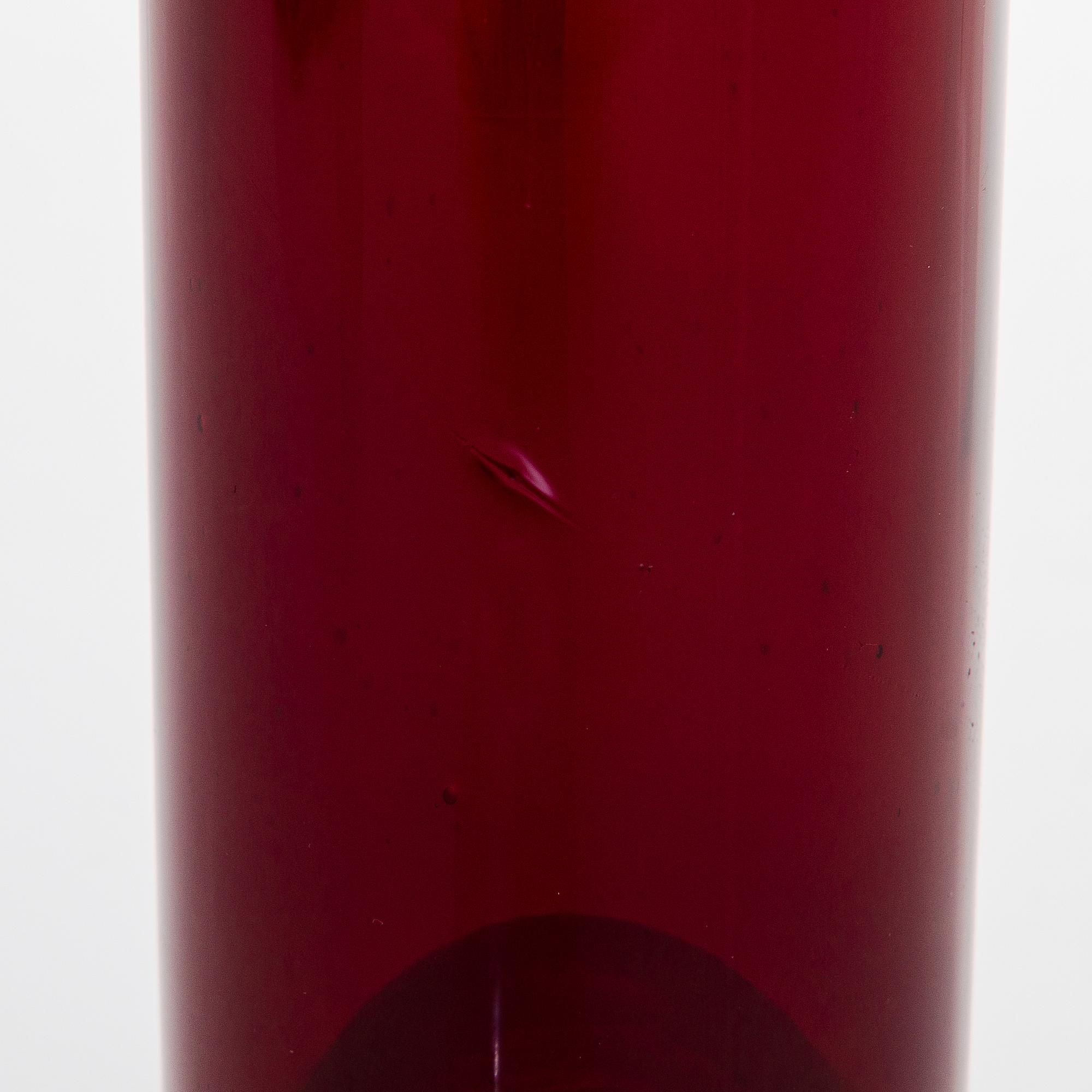 Nanny Still, flaska, signerad Nanny Still, Riihimäen lasi Oy.