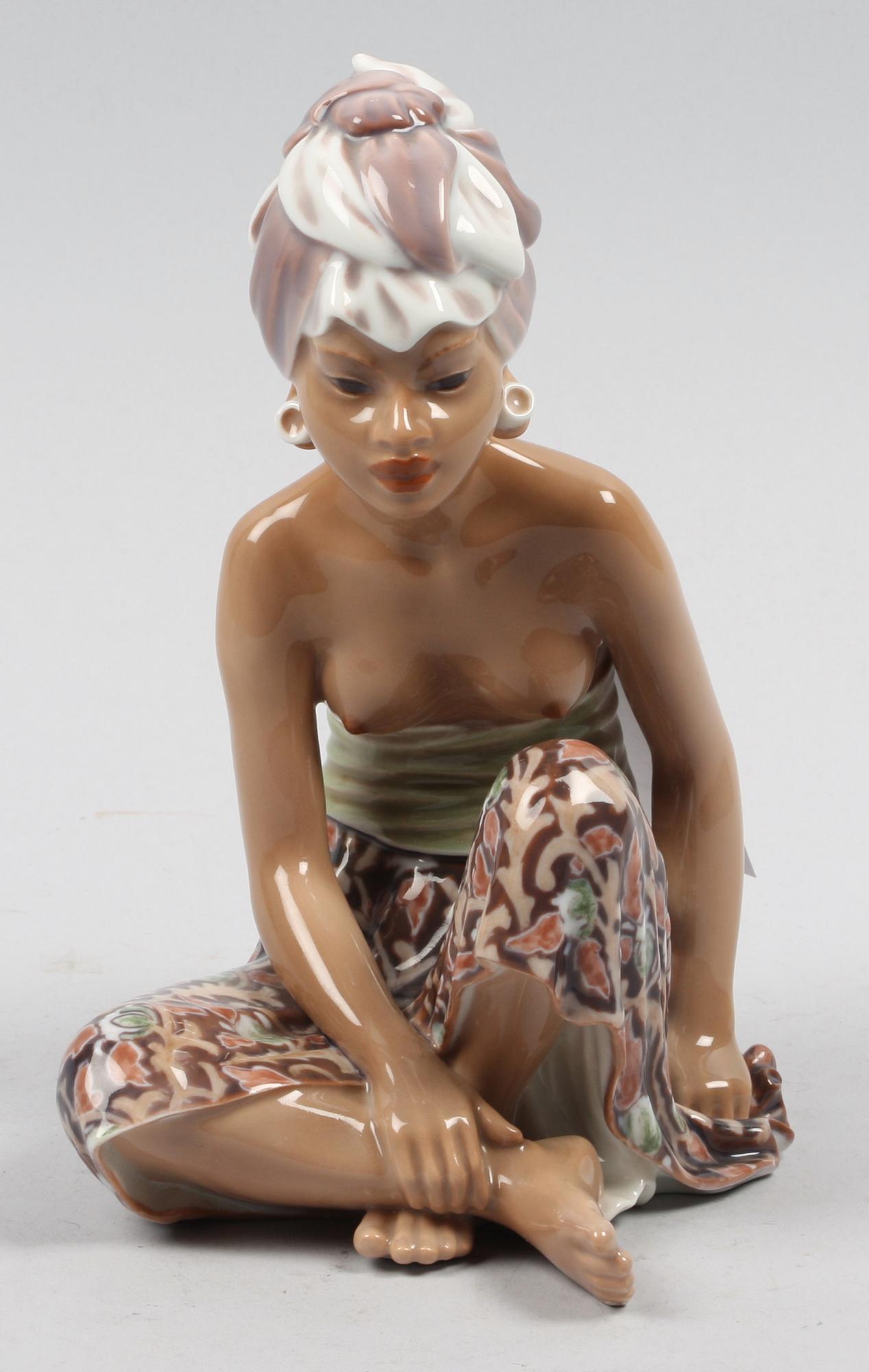 FIGURIN, porslin, 1950-tal, Dahl-Jensen, Danmark.