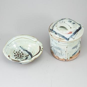 A group of Japanese jar with cover and bowl, 20th century.