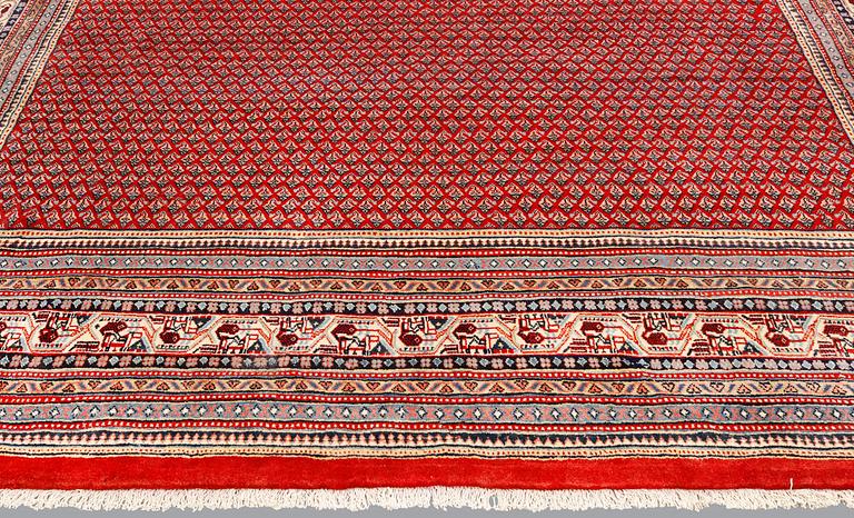 A carpet, Sarouk - Mir, ca 380 x 274 cm.