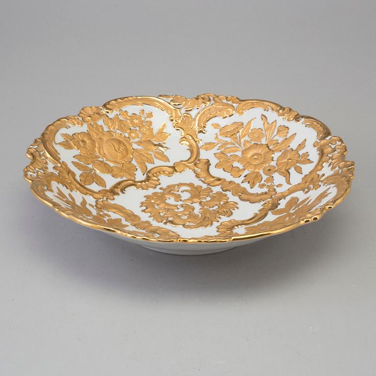 A mid-20th century  Meissen bowl.