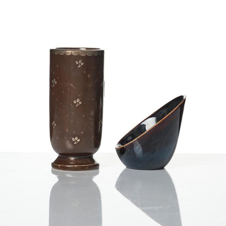 Wilhelm Kåge, a collection of ceramic, mostly "Argenta", 49 pieces, Gustavsberg, Sweden, 1930's-60's.