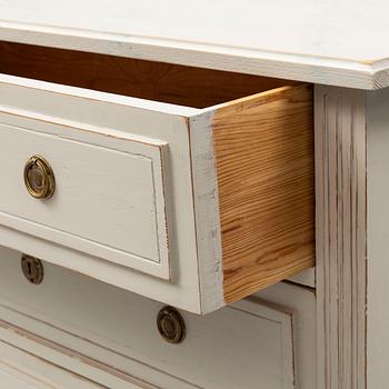 A painted pine Gustavian stylechest of drawers, early 20th Century.