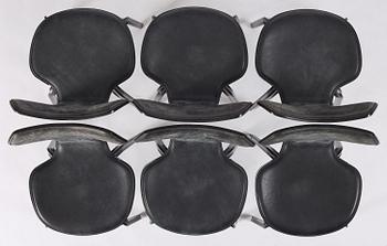 Arne Jacobsen, a set of six "Grand Prix" (Exclusive Edition Black) dining chairs, Fritz Hansen, 2021.