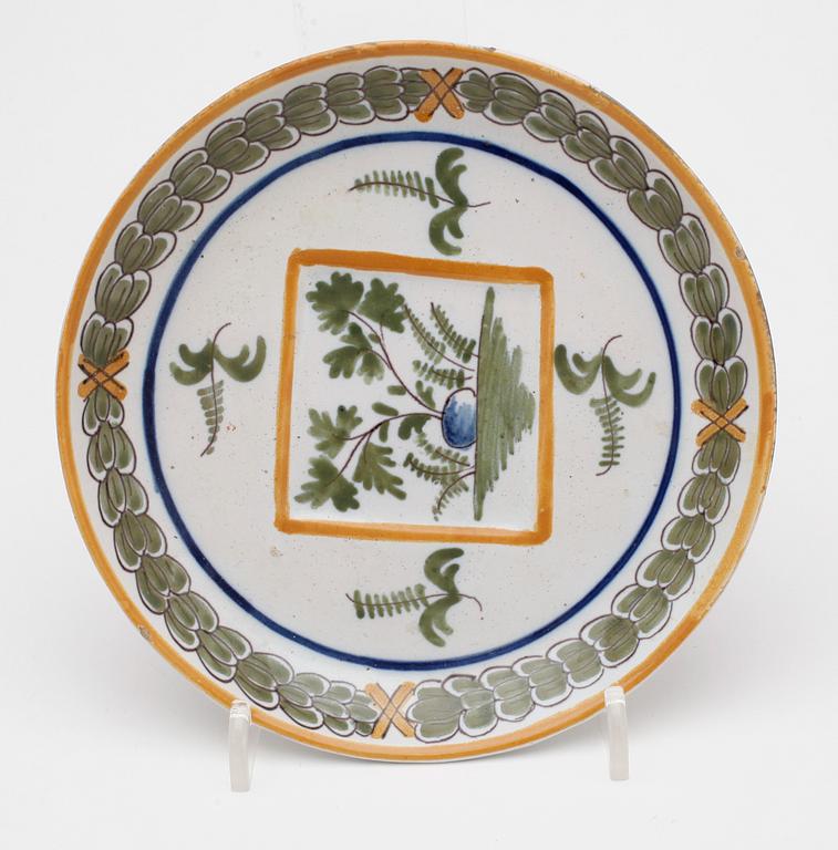 SERVISDELAR, 7 st, lergods, empire, sannolikt Frankrike, 1800-tal.