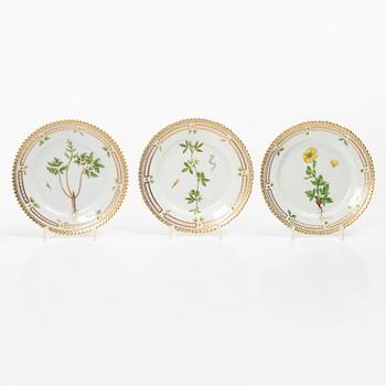 Royal Copenhagen, nine fruit plates, 'Flora Danica', Denmark.