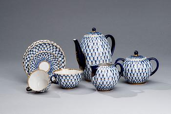 KAFFE- OCH TESERVIS, 30 delar, porslin, "Blue net", Lomonosov, Sovjet, 1980-tal.