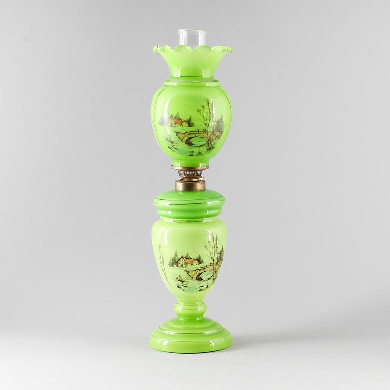 BORDSFOTOGENLAMPA, grönt glas, 1900-talets första hälft.