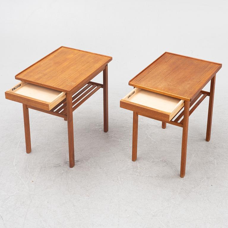 Sängbord, ett par, AB Emmaboda Möbelfabrik, 1950/-60-tal.