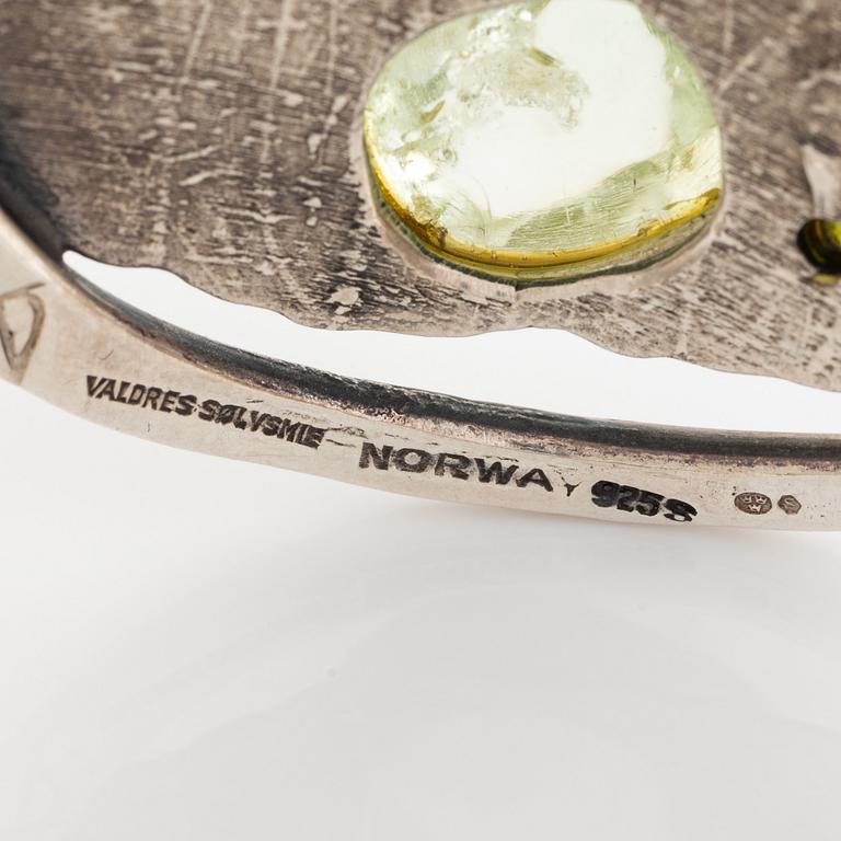 Valdres Solvsmie, silver and cabochon cut tourmaline bangle, Norway.