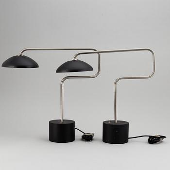 A pair of 'Suma' table lamps by Santa & Cole.