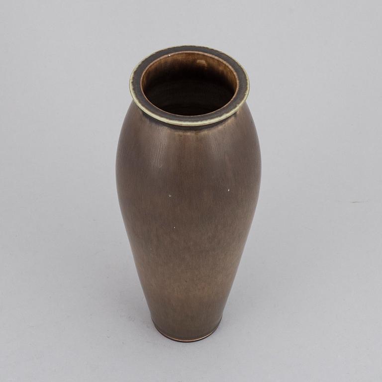 BERNDT FRIBERG, a stoneware vase, Gustavsbergs Studio, 1958.