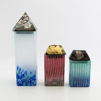 Monica Backström, vaser med lock, 3 st, Kosta Boda.