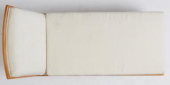 Terrence Harold (T.H.) Robsjohn-Gibbings, vilfåtölj, "model 1729", Widdicomb, USA, 1950-tal.