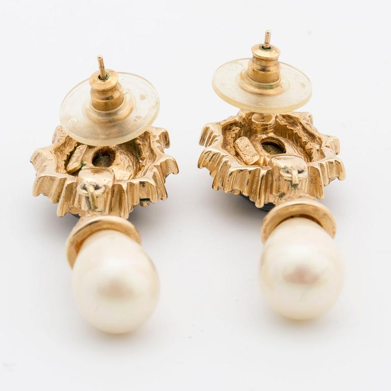 CHRISTIAN DIOR,
