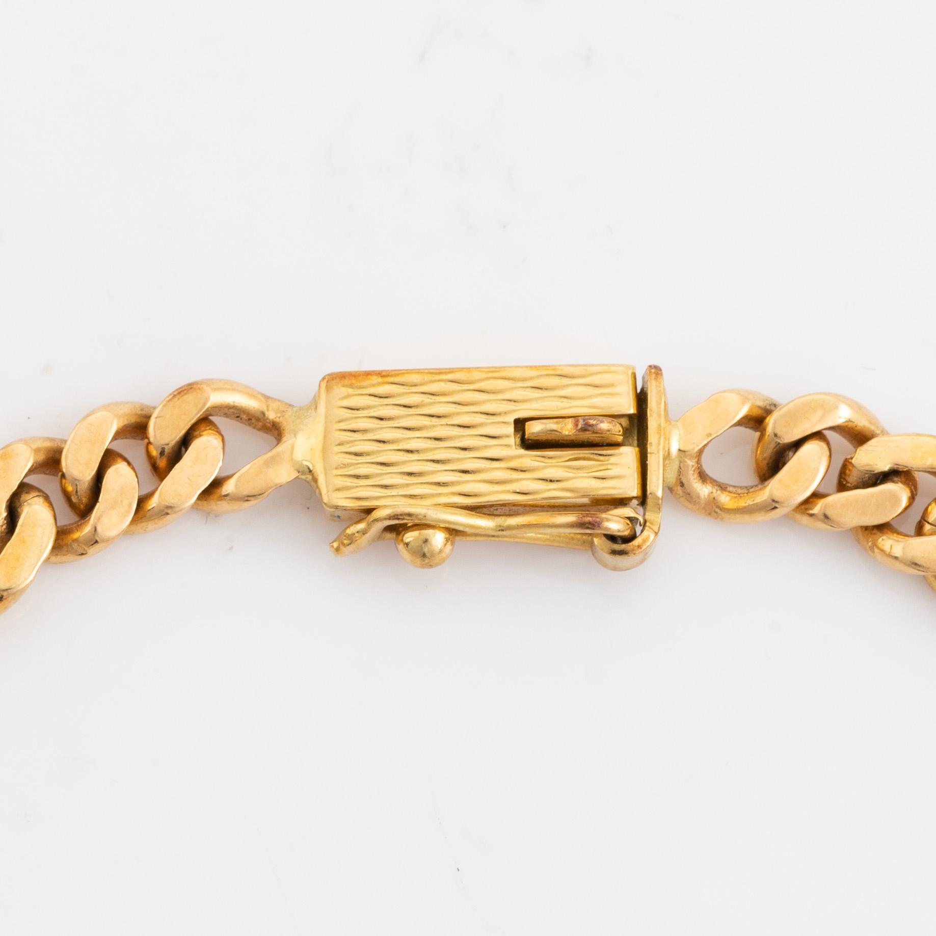 18K gold and small eight cut diamond necklace and bracelet.