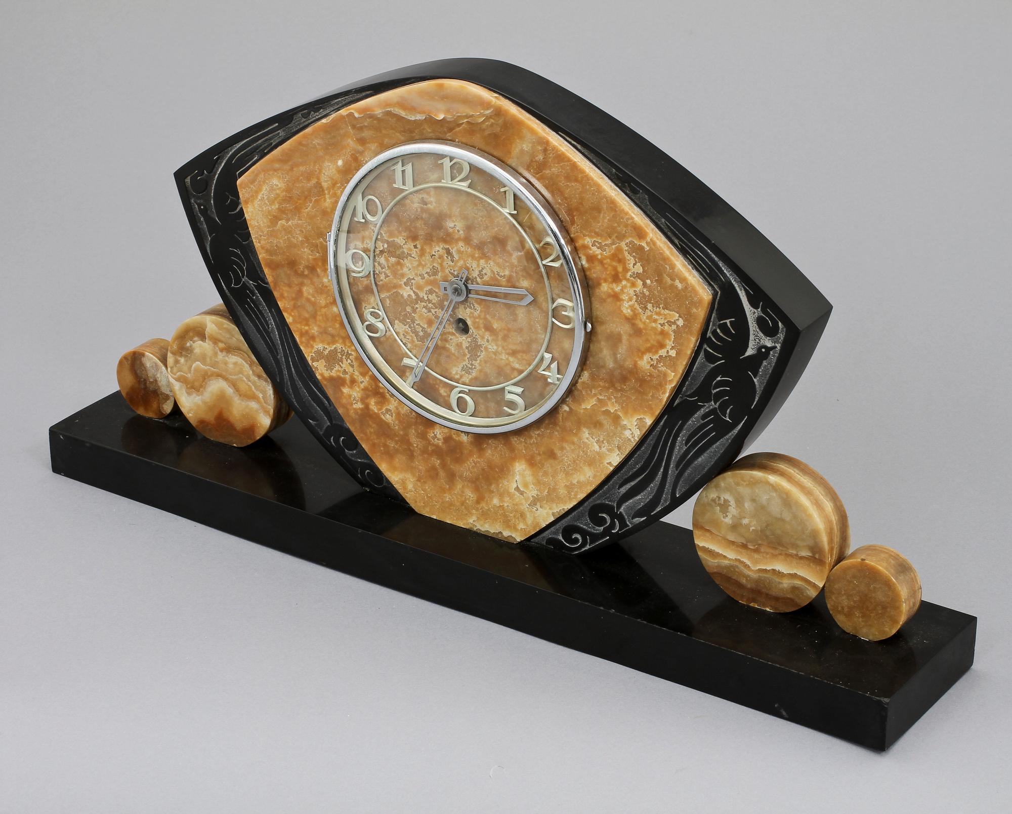 BORDSGARNITYR, 3 delar, art déco, 1900-talets första hälft.