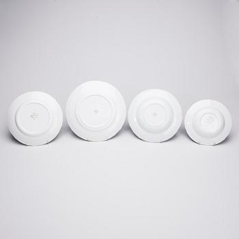 SERVIS, 86 delar, porslin, "Landskap" Arabia 1964-1971.