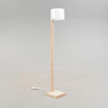 GOLVLAMPA, Uno & Östen Kristiansson, Luxus, Formgiven 1970.