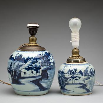 BORDSLAMPOR/BOJANER, 1+1. Porslin, Kina 1800-tal.
