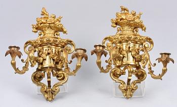 APPLIQUER, ett par.Mässing. Louis XVI-stil.