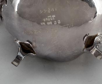 KAFFESERVIS, 3 delar, silver, svenska importstämplar, 1900-tal. Vikt: 907 gram.
