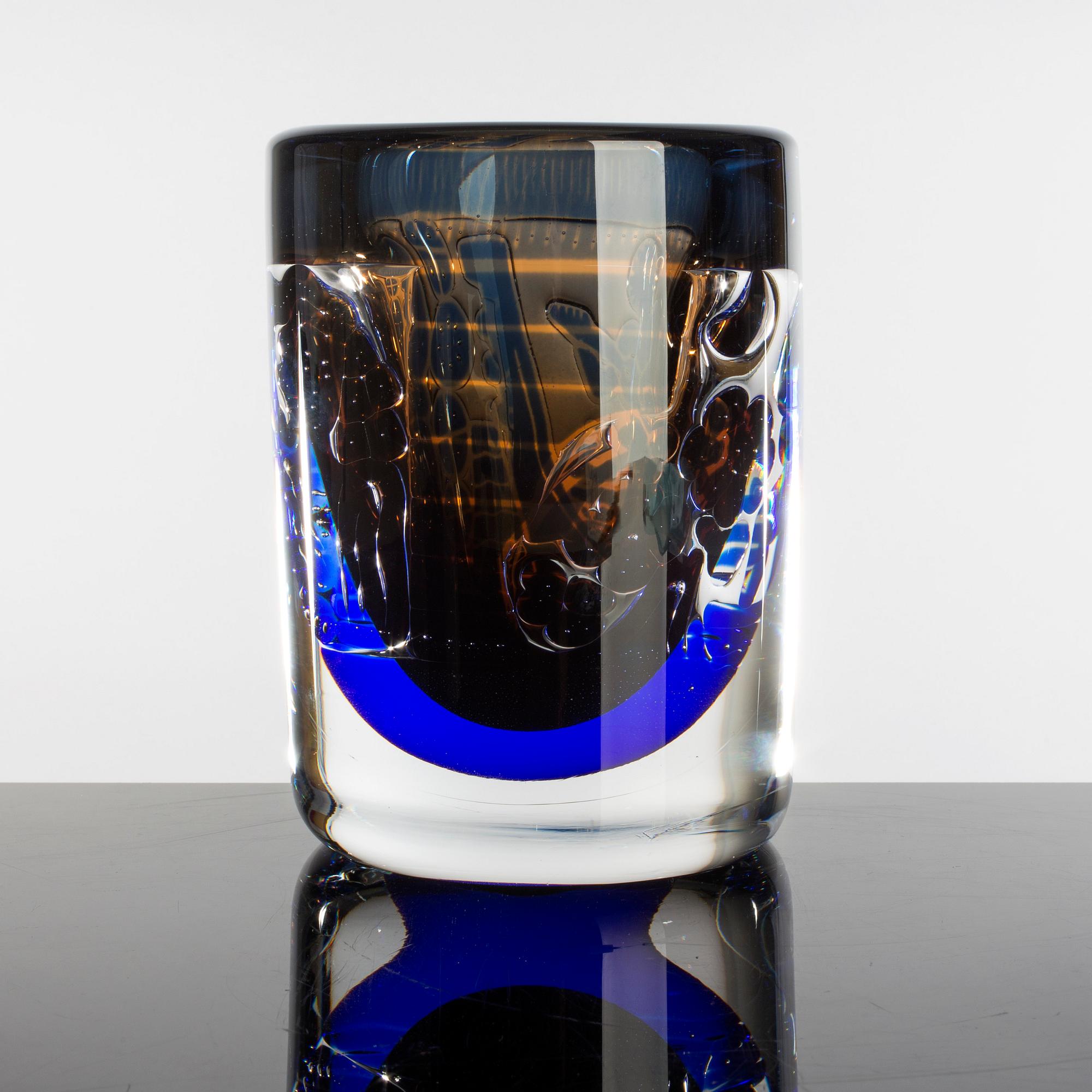 EDVIN ÖHRSTRÖM, vase, glass,ariel, signed, Orrefors, 1987.