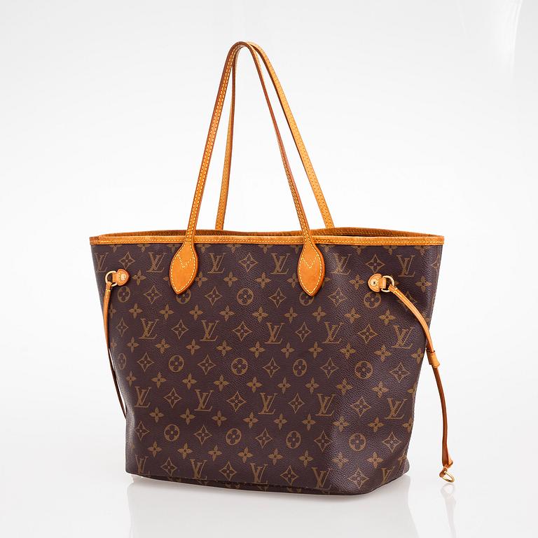 Louis Vuitton, A 'Neverfull MM' Monogram Bag.