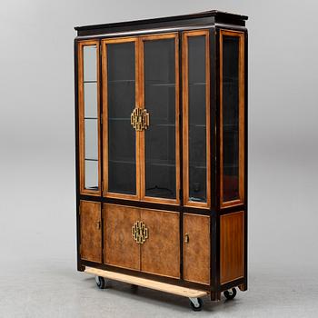 A late 20th century show cabinet.