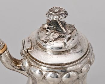 KAFFE -SAMT TEKANNA, silver, Veniamin Savinsky, Moskva, Ryssland 1862. Totalvikt ca 1175 g.